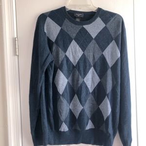 Men’s crew neck sweater